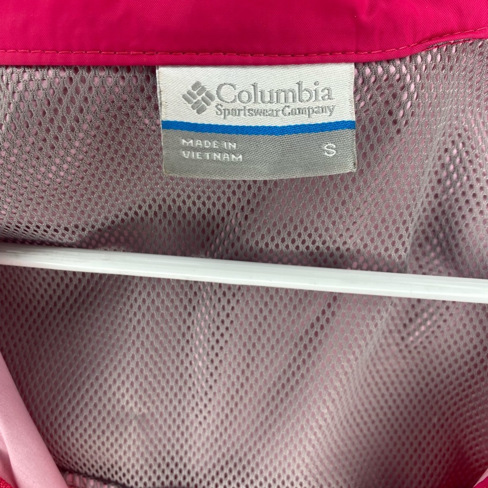 Pink rain coat - Picture 3 of 3